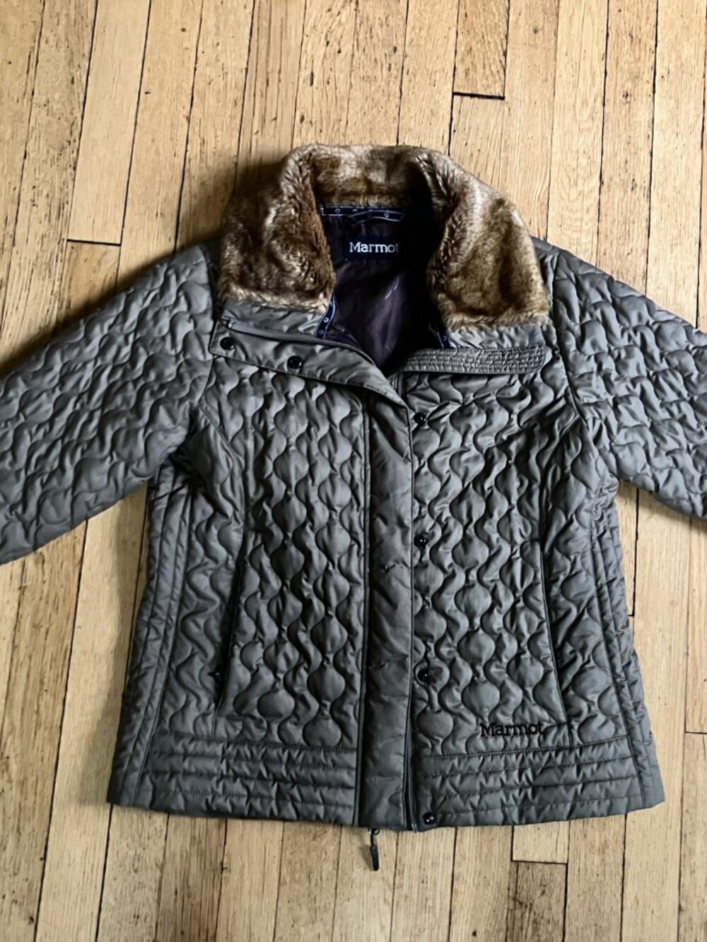 Marmot Womens Medium Gray Jacket with Quilted Faux Fur Collar - Picture 1 of 3
